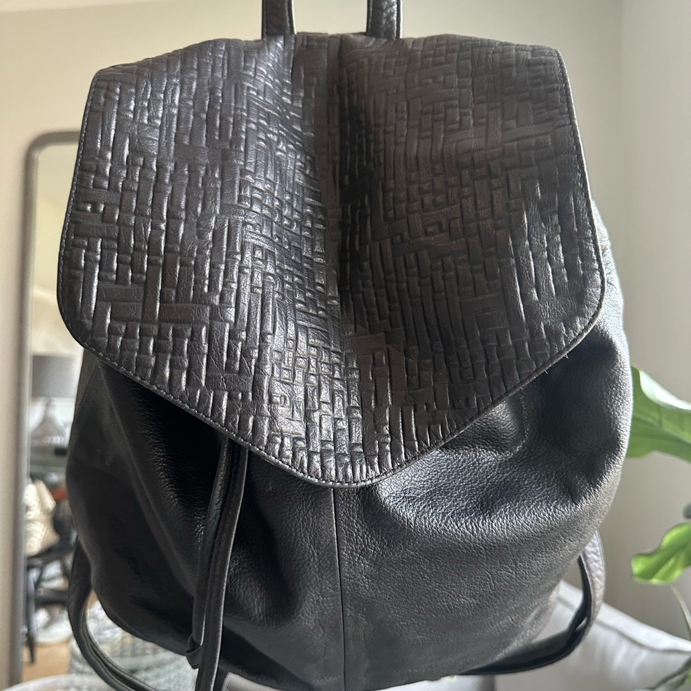 Black Women's Leather Backpack with Textured Flap